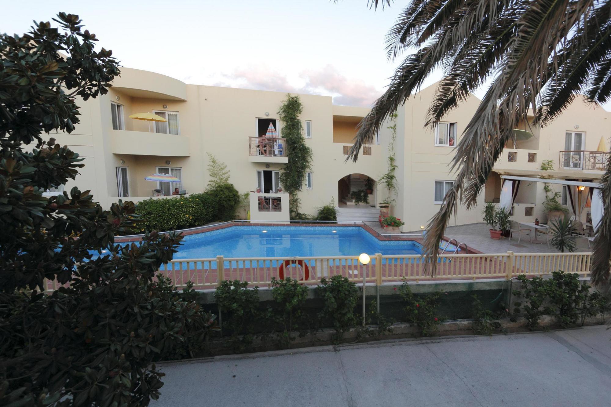 Lambrinos Suites Platanias  Exterior photo