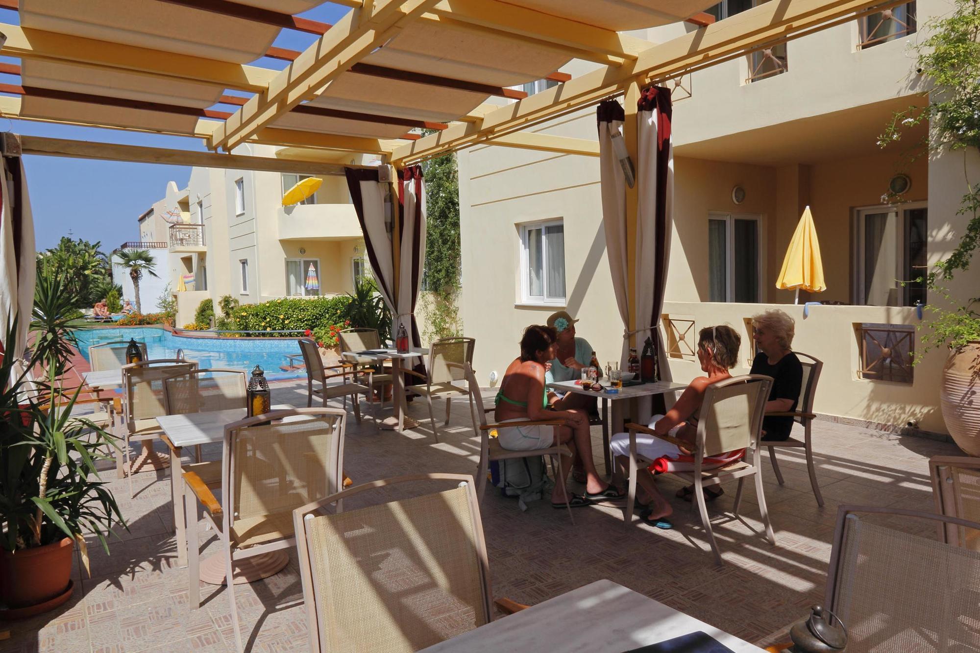 Lambrinos Suites Platanias  Exterior photo