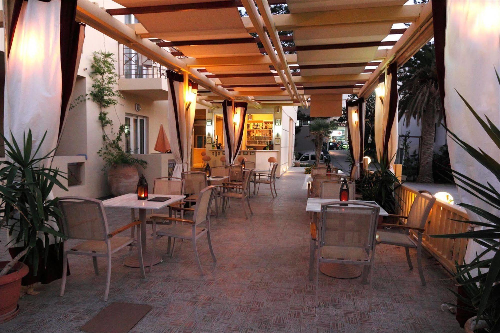 Lambrinos Suites Platanias  Exterior photo